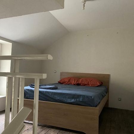 Appartement Calme Centre Ville Historique Юсель Екстер'єр фото